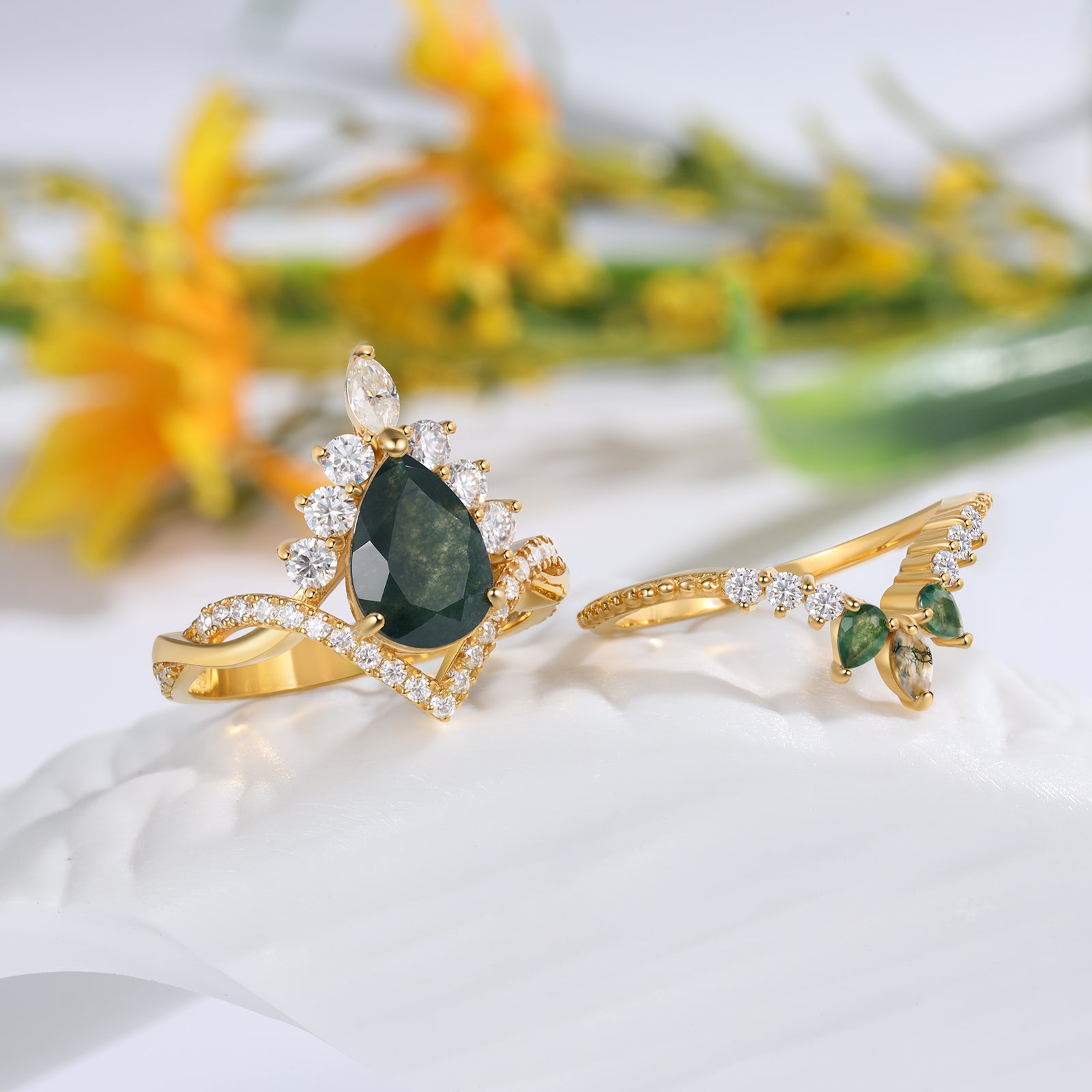 Ella Moss Agate Engagement Ring Set Pear Cut 18K Gold Nature Inspired Ring Vintage Gemstone Bridal Ring Moss Agate Ring